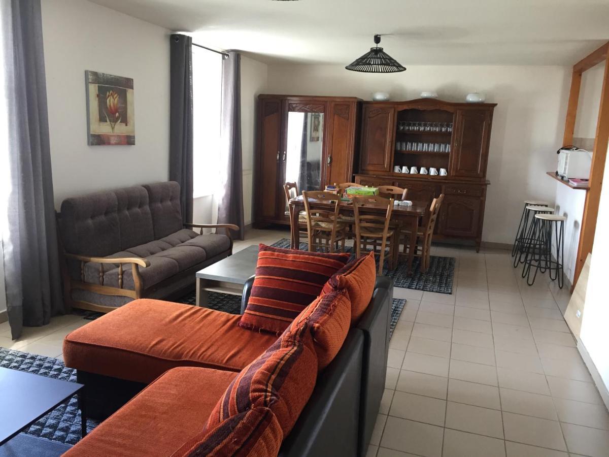 Auberge De La Tour Freycenet-la-Tour Εξωτερικό φωτογραφία